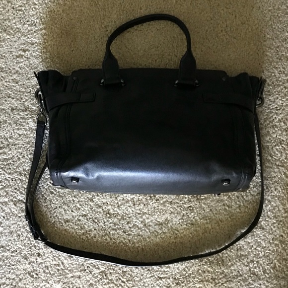 Coach Black Swagger Handbag - Picture 3 of 7